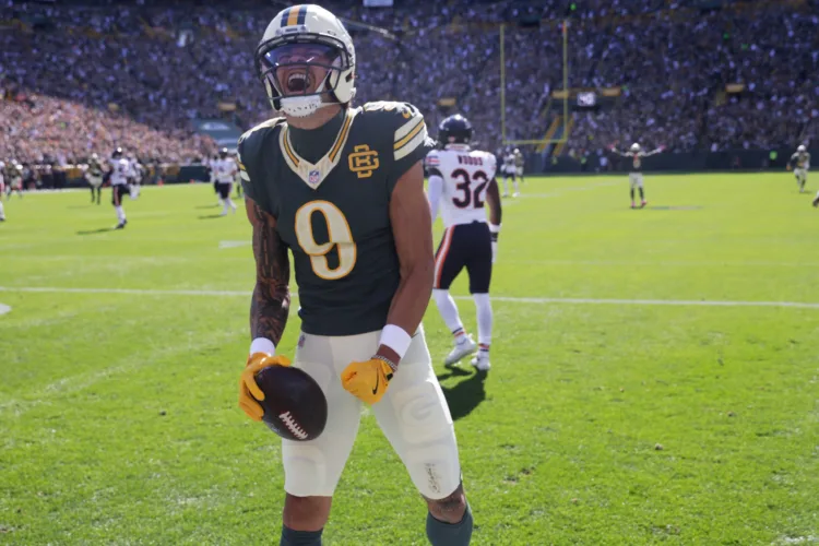 Packers' Watson builds connection with QB Love